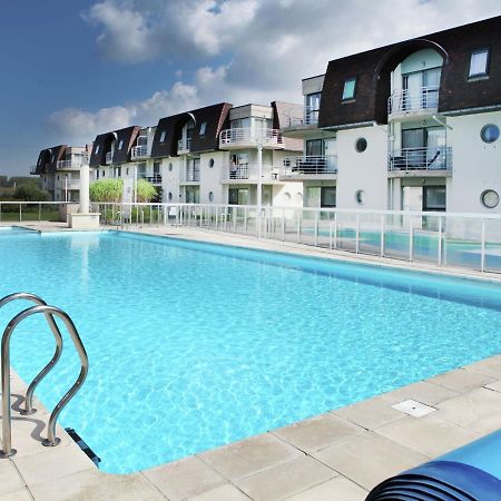 Lovely Apartment Near The Sea Бредене Екстериор снимка