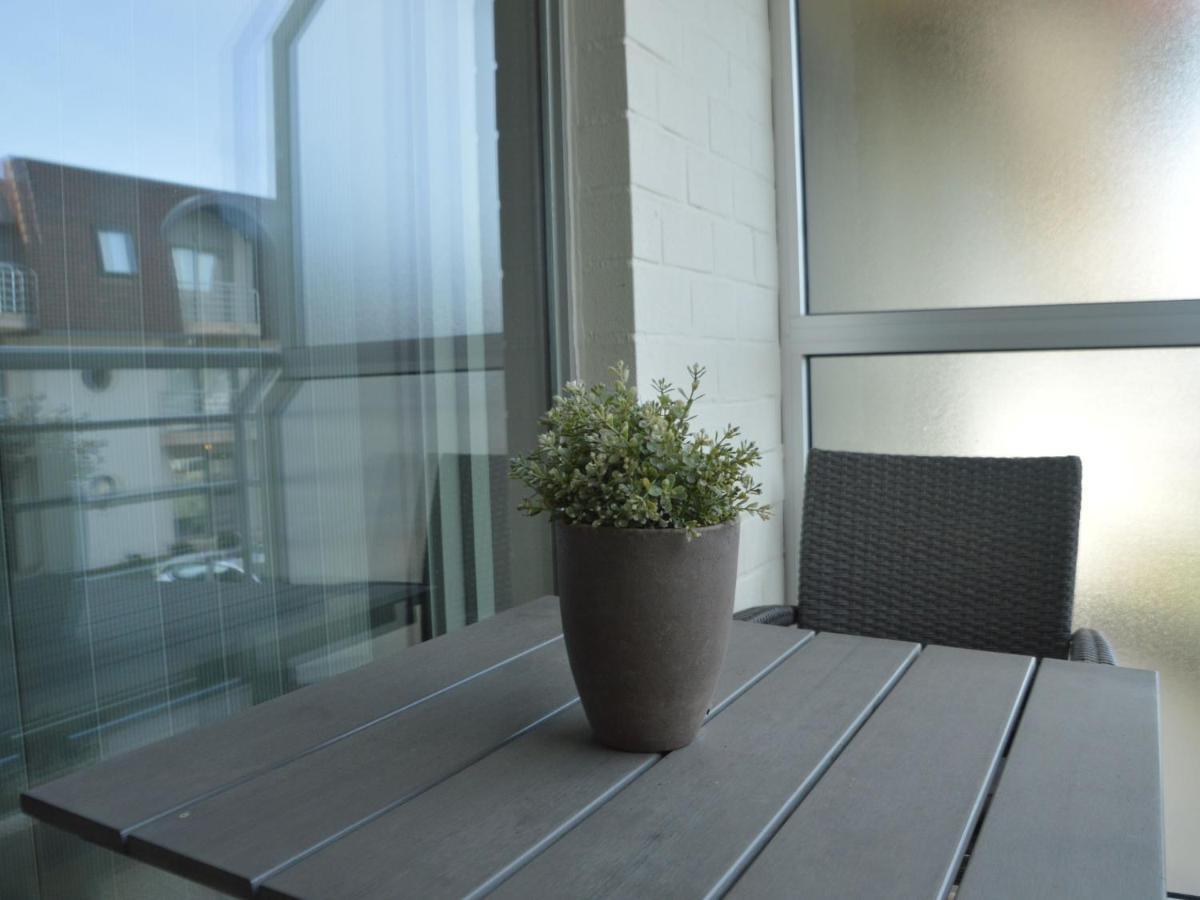 Lovely Apartment Near The Sea Бредене Екстериор снимка
