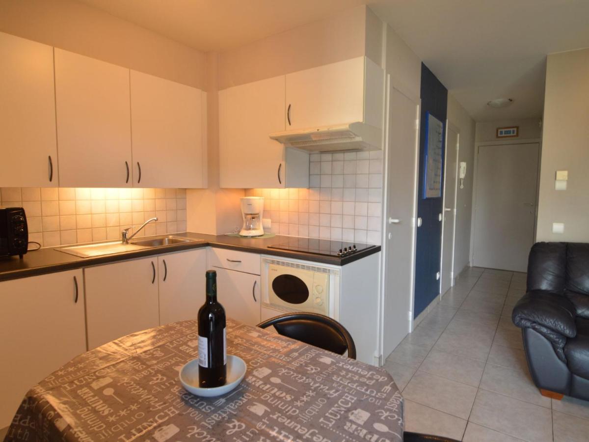 Lovely Apartment Near The Sea Бредене Екстериор снимка